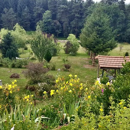 La Croisee Des Fleurs לינה וארוחת בוקר *